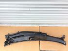 19730050325 Lexus Front Windshield Wiper Cowl Grille Oem