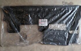 Pt908-60173-02 2014-2021 Lexus Gx460 Factory 3rd Row All Weather Floor Mat With Captains Black 2pc