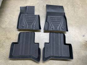 82216004aa Alfa Romeo 82216004ab 2018-2024 Stelvio Quadrifoglio All Weather Floor Mats Oem