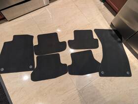 Aa58f7b01 Audi 2008 - 2014 A5 Floormats Like New Condition. Oem Black Full Set 2 Aa58f7b01 Audi 2008 - 2014 A5 Floormats Like New Condition. Oem Black Full Set 2