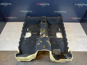 8056831 Bmw Front And Rear Black Carpets 15-20 F33 F83 M4 Convertible 8056831 Bmw Front And Rear Black Carpets 15-20 F33 F83 M4 Convertible