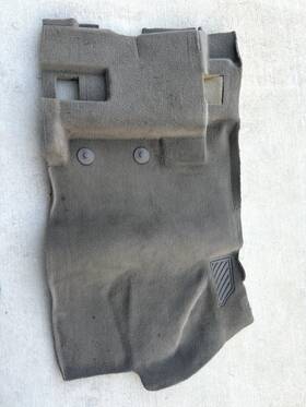 22860115 Cadillac 2015 Srx Floor Carpet Rug Mat Interior Cover Front Left- Beige Used Oem