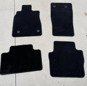 84882360 Cadillac 2020-2024 Ct5 Oem Black Carpet Floor Mats 4pcs