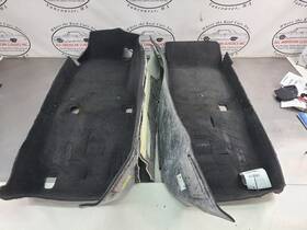 222.gm1z06 Chevrolet 2005-13 C6 Corvette Front Footwell Carpet Pair Left / Right Black - Oem