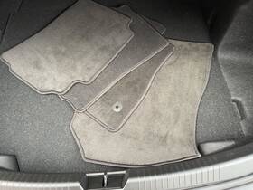 232.gm1h18 Chevrolet Floor Mats Set 4 Black Tc H1t Sedan Fits 2018 Malibu 36604