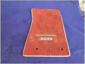 232.gm1w10 Chevrolet 2010-2015 Camaro Ss Coupe Front Red Floor Mats Used 2732