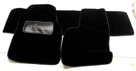 A19322 Chevrolet 2000-2006 Suburban Front Rear Black Carpet Floor Mats Nos