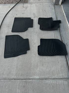 84442979 Chevy Oem Original 2019 2020 2021 2022 2023 Silverado 1500 Crew Cab Rubber Mats