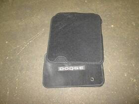 222.ch2k11 Dodge 2011 Avenger Floor Mat Kit Set 198115