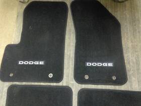 222.ch2k14 Dodge Avenger 2014 Carpet Front 995780