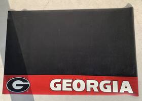 12118 Fanmats Georgia Bulldogs Grill / Nonstick Mat 26 Inch X42