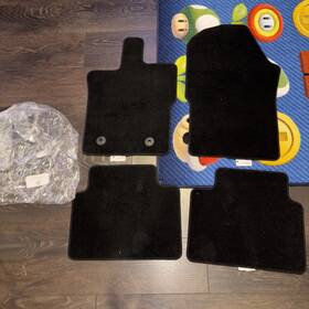 E130d00 Ford P703n F-150 Raptor Lhd Carpet Floor Mats 2023 Oem N1wb Ca3ja8