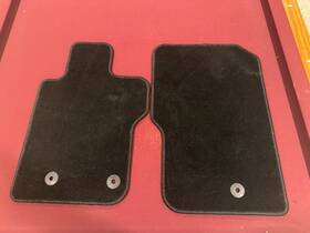 M2dz-7813086-aa Ford Genuine Bronco Lhd Black Contour Carpet Floor Mat Oem