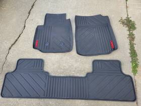 22968489 General Motors 2015-2022 Gmc Canyon Extended Cab Front And Rear All Weather Floor Mats Black Oem 22968489 General Motors 2015-2022 Gmc Canyon Extended Cab Front And Rear All Weather Floor Mats Black Oem