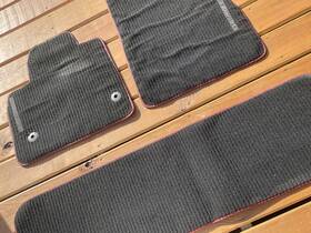 84164772 General Motors 2019-2024 Chevrolet Blazer Front And 2nd Row Carpet Mats Black With Red Binding Oem 84164772 General Motors 2019-2024 Chevrolet Blazer Front And 2nd Row Carpet Mats Black With Red Binding Oem