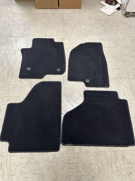 84366966 General Motors Oem Front And Rear Carpet Floor Mats Black 2021-24 Cadillac Escalade