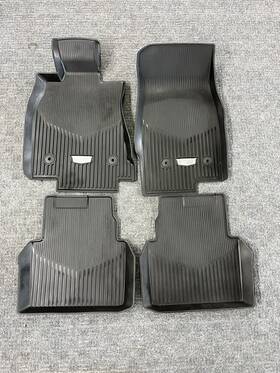 84841840 General Motors 2020 - 2024 Cadillac Ct5 Frt And Rear All Weather Floor Mats Black With Logo