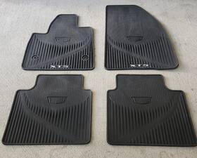 85131486 General Motors 2017-2025 Cadillac Xt5 All Weather Front And Rear Floor Mats Oem Gm#