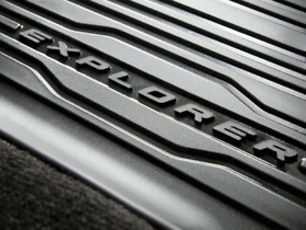 Lb5z-7813300-aa Genuine Ford Floor Liner Tray Style Black
