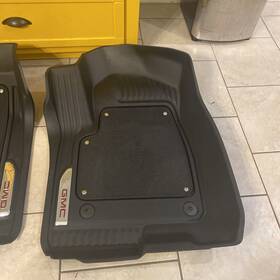 84982187 Gm 84590967 Genuine Gmc 21-24 Jet Black Front Mat Package 84590967/84982187 84982187 Gm 84590967 Genuine Gmc 21-24 Jet Black Front Mat Package 84590967/84982187