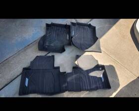 84639808-84728063 Gm 2018-2024 Equinox Genuine Front And Rear All Weather Floor Liners Black