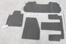 84664081 Gm New Oem 1st / 2nd And 3rd Row Carpeted Floor Mats Set Xt6 2020-2022