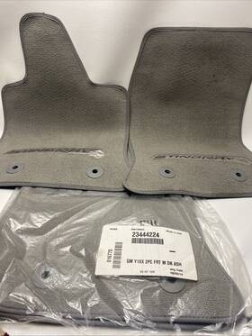 23444224 Gm Gm-y1xx 4 Piece Ash Grey Carpet Corvette Stingray Floor Mats Y1xx /23444224 Made Usa