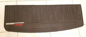 23357004 Gm Parts 2017-2023 Gmc Acadia Denali All Weather Cargo Area Mat Cocoa Brown At4 Sle