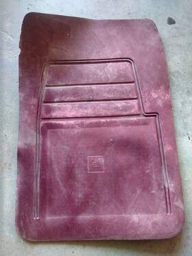 Pp1-4c42-9-l Gm Left Maroon Oem Floor Mat Driver Side 1988-1998 Silverado Sierra C/k Blazer