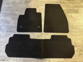 84573810 Gmc 84573811/84573810 3pc Agm Front And Rear Floor Carpet Mat 2020 Acadia 84573811 2018 2019 Genuine