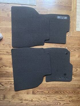 85078896 Gmc 2025 Sierra 1500 Front And Rear Floor Mat New Original