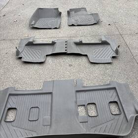232.gm9f16 Gmc Truck Factory Upgrade Xl Floor Mats Fits 2016 Yukon Denali