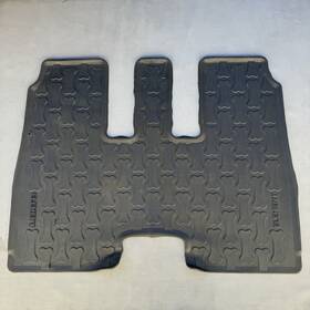 08p13-scvt-1000-d2 Honda Element Dog Edition Bone Floor Mat Rear 2nd Row Oem Flaws