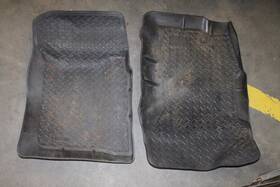 Hus3078 Husky Liners Front Mats 2000-2004 Dodge Dakota Crew Cab Black Floor Used Hus3078 Husky Liners Front Mats 2000-2004 Dodge Dakota Crew Cab Black Floor Used