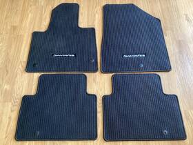 4zf14-ac100nbc Hyundai 4zf14 Ac100/b8f14 Ac000 Genuine Oem Santa Fe Sport Floor Mat Set 2013-2018 Black