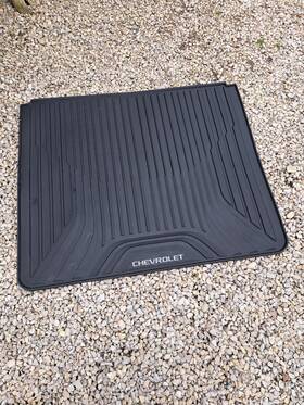 84215432 Hyundai 2018 - 2022 Chevrolet Equinox Oem Gm All Weather Black Cargo Mat Floor