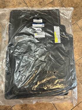 D2014-adu01 Hyundai Genuine Oem Floor Mats Carpet Genesis G90 Black