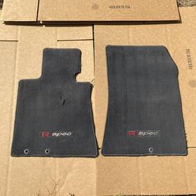 U8140-3m000-m5 Hyundai 2008-2014 Genuine Genesis Inch R-spec Floor Mats Carpet U8140-3m000 - Front