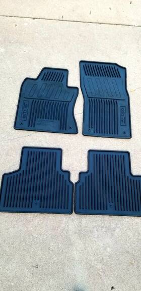 999e1j200x Infiniti Set Of 4 Oem 14-18 Q50 Black All Weather Season Floor Mats Shipsfree