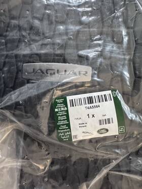 T4a5564 Jaguar Accessories Genuine Floor Mats Rubber New In Original Packaging