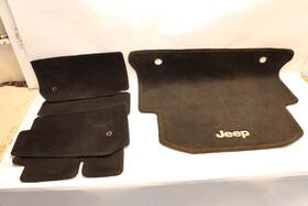 1sk96dx9aa Jeep 2011-2013 Wrangler 4dr Floor Mat With Cargo Trunk Liner Complete Oem