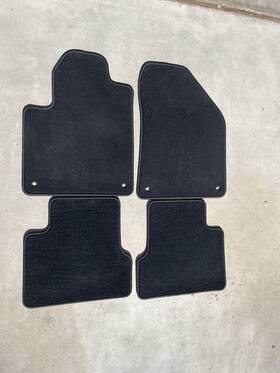 1ub86dx9ad Jeep 2014-22 Grand Cherokee 4pc Front Rear Carpet Floor Mat Set