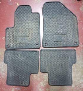 1ub87dx9aa Jeep Set Of 4 Genuine Cherokee Plastic All Weather Liner Floor Mats -