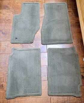 5hs63trmac Jeep Mopar Oem 2005-2007 Grand Cherokee Carpets Floor Mats Set Grey Gray