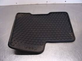735634929 Jeep Renegade Latitude Passenger Right Rear Floor Rubber Mat 15 16 17 18 19 20
