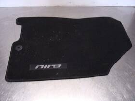 Gsf14ac020 Kia Niro Lx 1.6l Front Right Passenger Floor Mat Carpet 17 18 19 20 21 22
