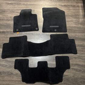 R5f14-ac010 Kia R5f14-ac010/110 2021-24 Sorento 4 Piece Oem Black Carpet Floor Mat Set