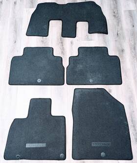 S9f14-au100 Kia Telluride Oem Floor Mats 2020-2022 5 Piece Carpet Genuine S9f14 Black Euc