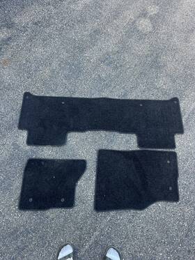 Hy32130a22bb8pvj Land Rover Discovery 5 Carpet Floor Mat Set. 2017-2021. Oem