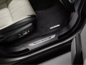 Lr107303 Land-rover Genuine Mats - Floor C